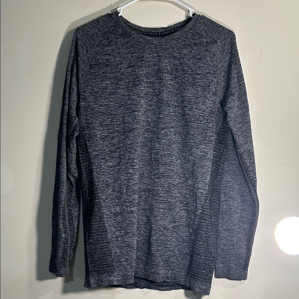 M Kyodan top